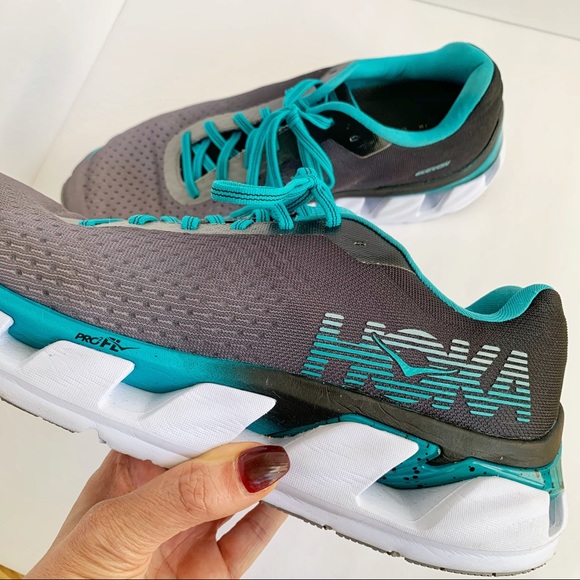 hoka cross training shoes